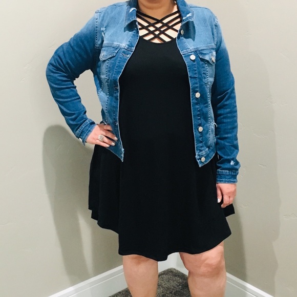 Plus Size Casual Fall Black Dress. - Picture 2 of 8